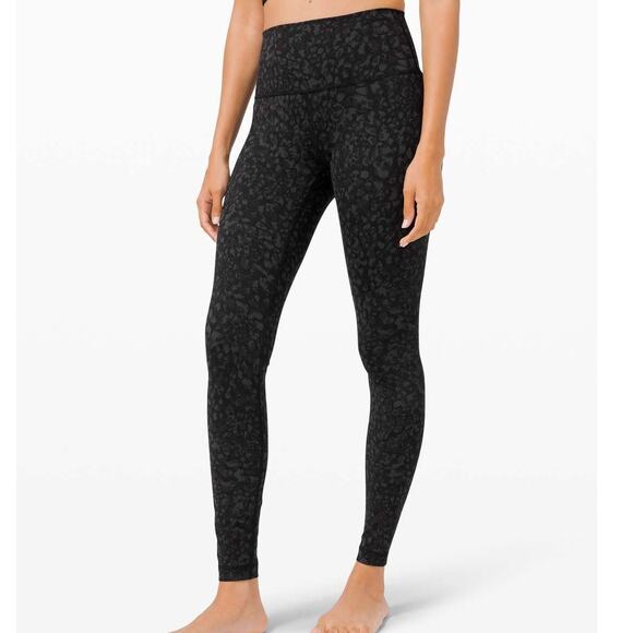 Lululemon Wunder Under High-Rise 28" Legging Wild Thing Camo Size 4 EUC W5BTES - Picture 1 of 12